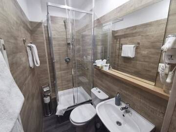 Фото номера Двухместный номер с 2 отдельными кроватями Отель Hotel Forma г. Пила 16