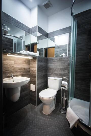 Фото номера Двухместный номер с 2 отдельными кроватями Отель Hotel Forma г. Пила 3
