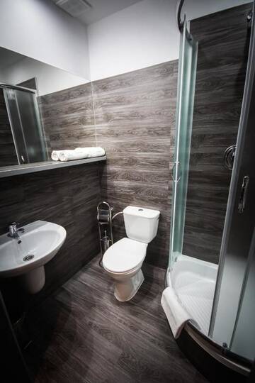 Фото номера Двухместный номер с 2 отдельными кроватями Отель Hotel Forma г. Пила 6
